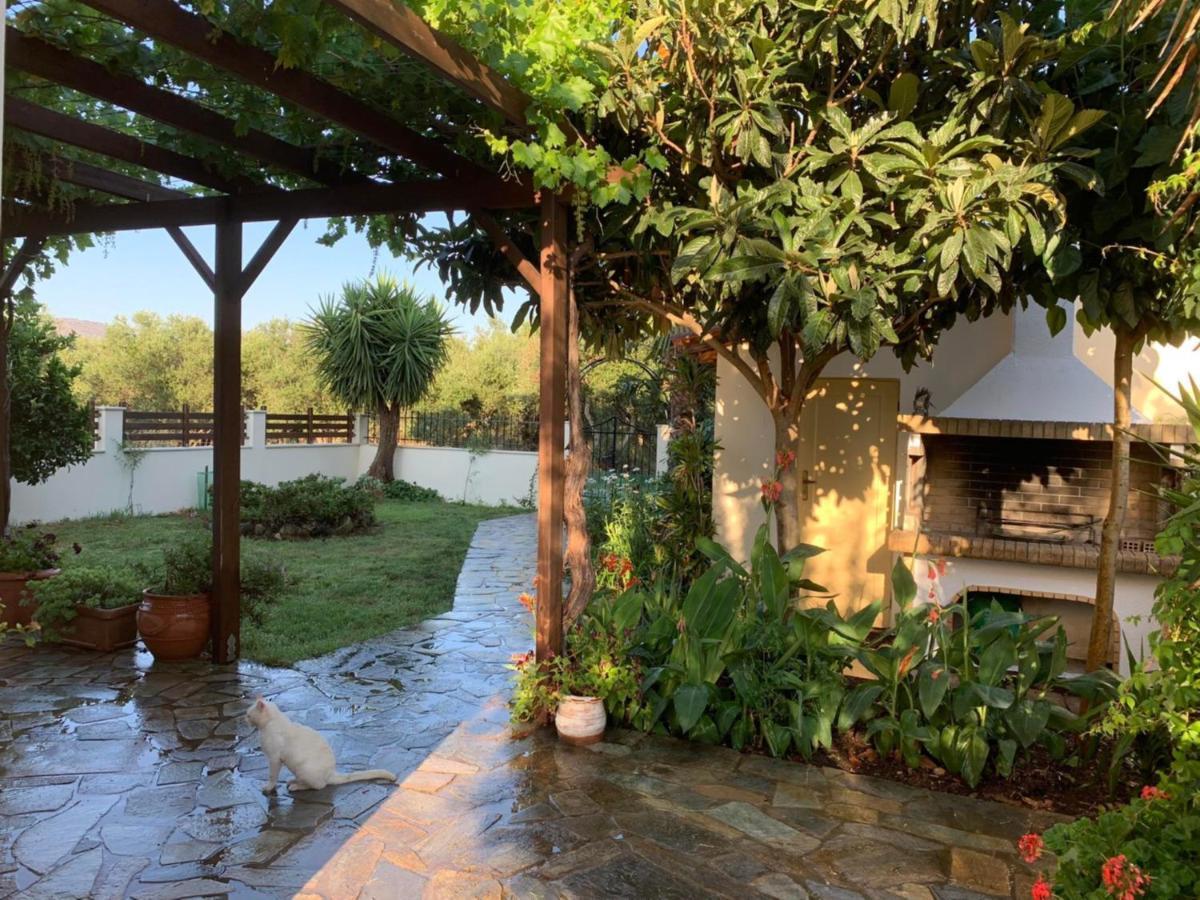 Villa Fatima Vryses 외부 사진